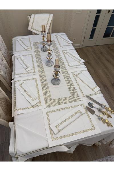 Versace Modeli Gold İşlemli Masa Örtüsü Setimiz 25 Parçadan Oluşmaktadır