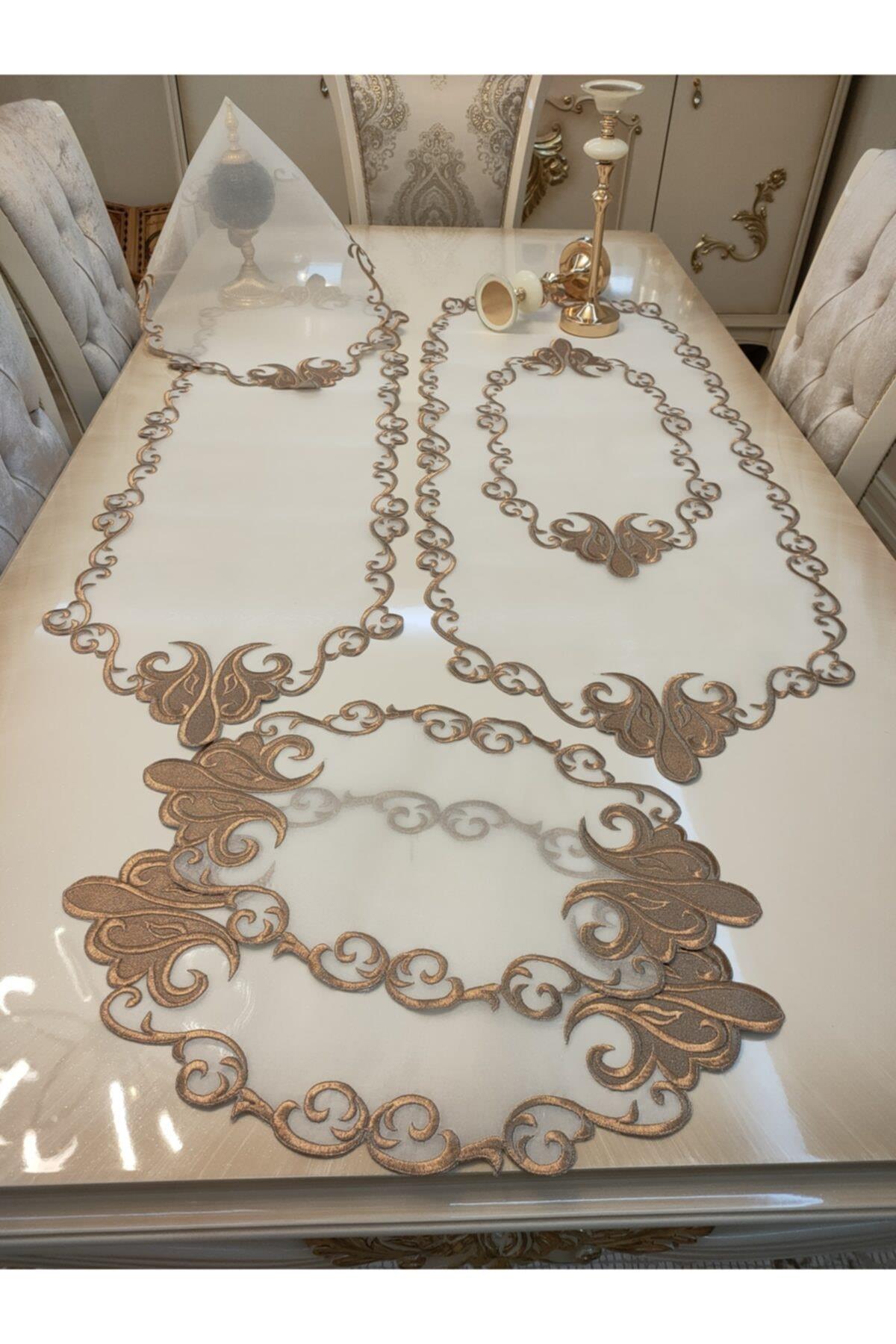 Bakır Sim İşlemeli Özel Ödemiş İpek Salon Setimiz 5 Parçadan Oluşmaktadır