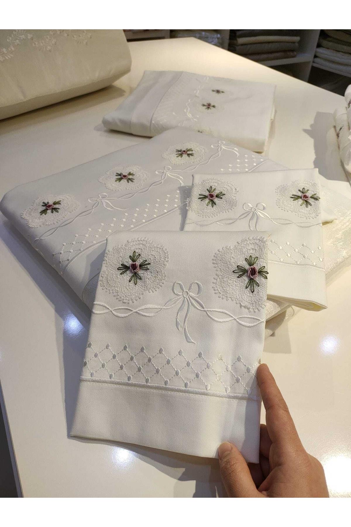 El Işi Iğne Oyalı, Rokokolu, Nakış Işlemeli Pike Ve Nevresim Set
