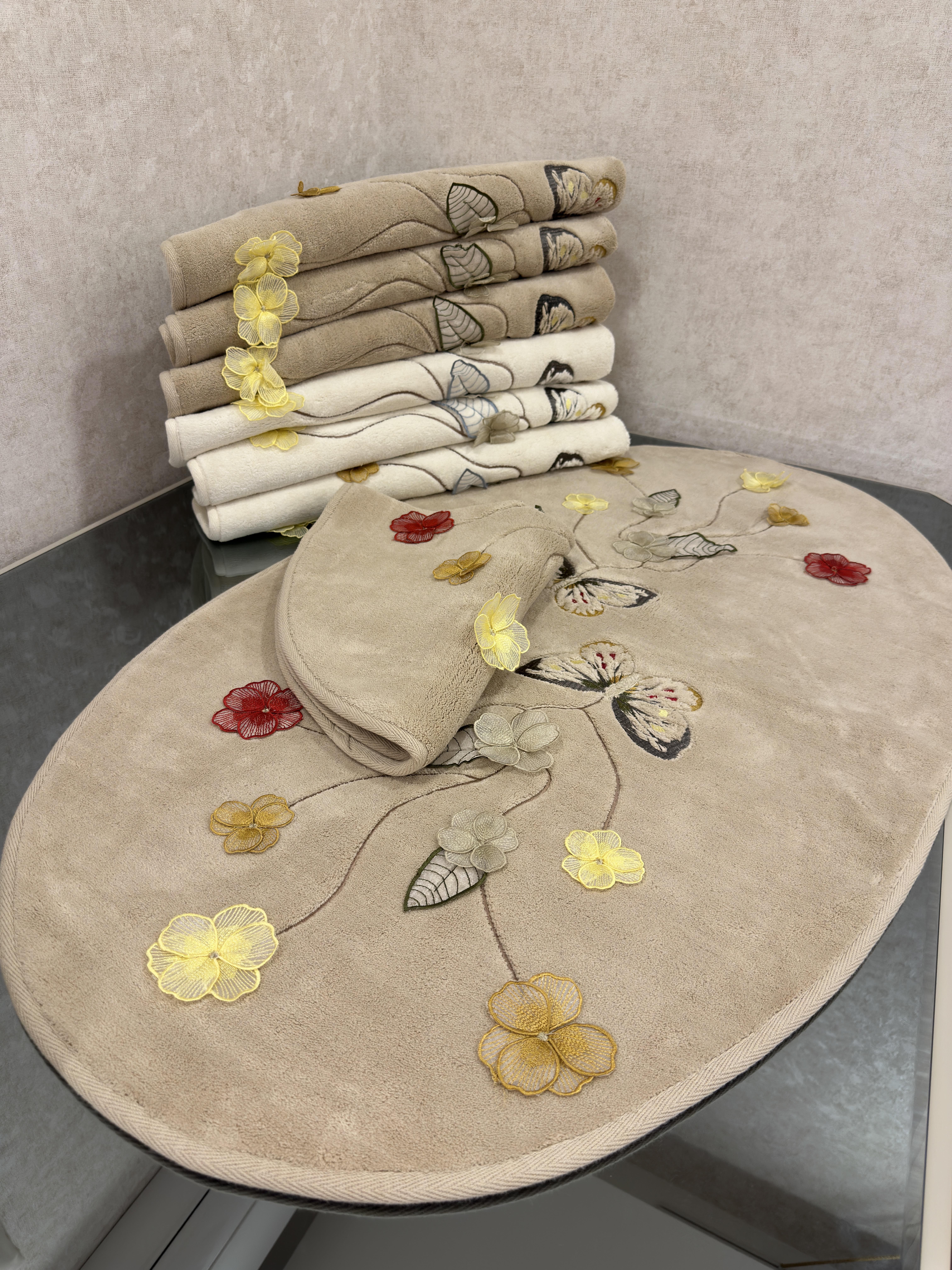 incisecrethome Nakış İşlemeli %100 Pamuk Halı & Paspas Seti – Kaymaz Tabanlı 70*120 OVAL 2 PARÇA