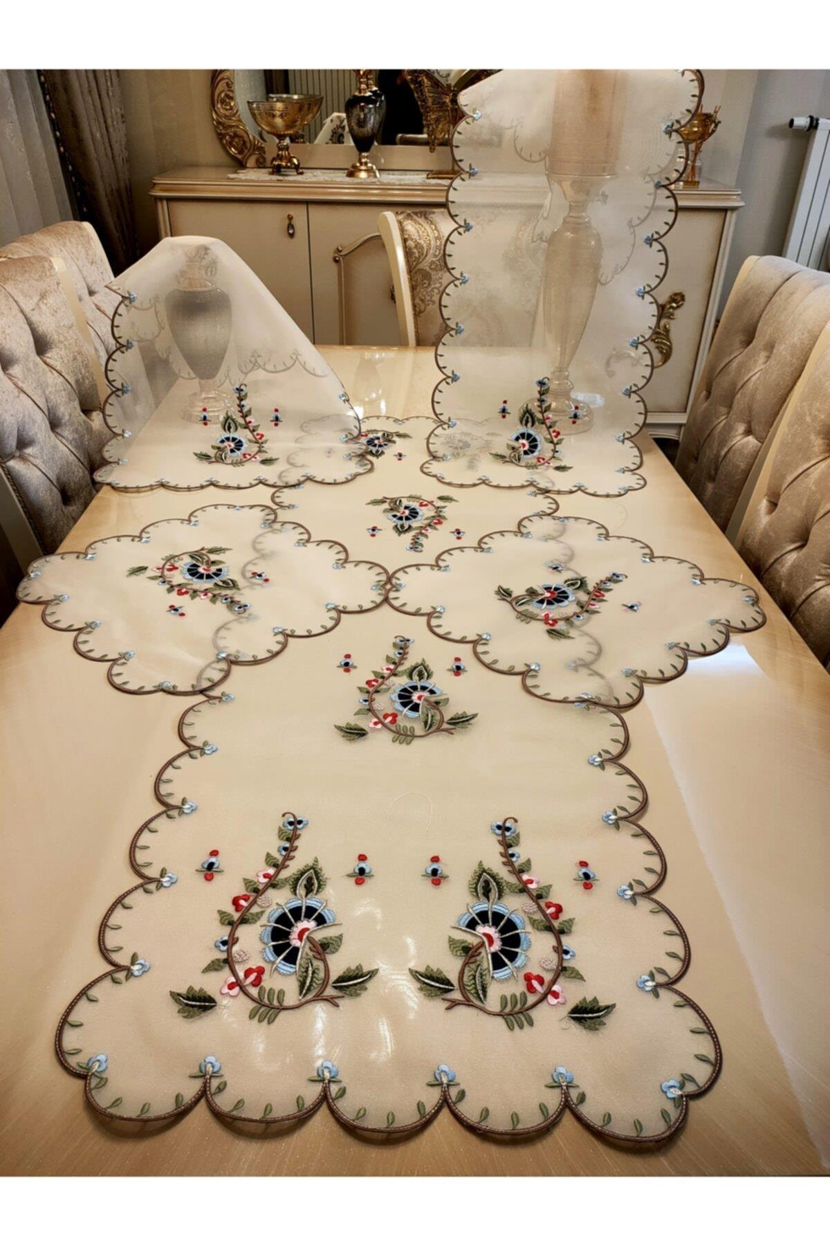 Ödemiş Özel Ipek Mavi Tonlar Da Nakış Işlemeli 5 Parça Salon Set