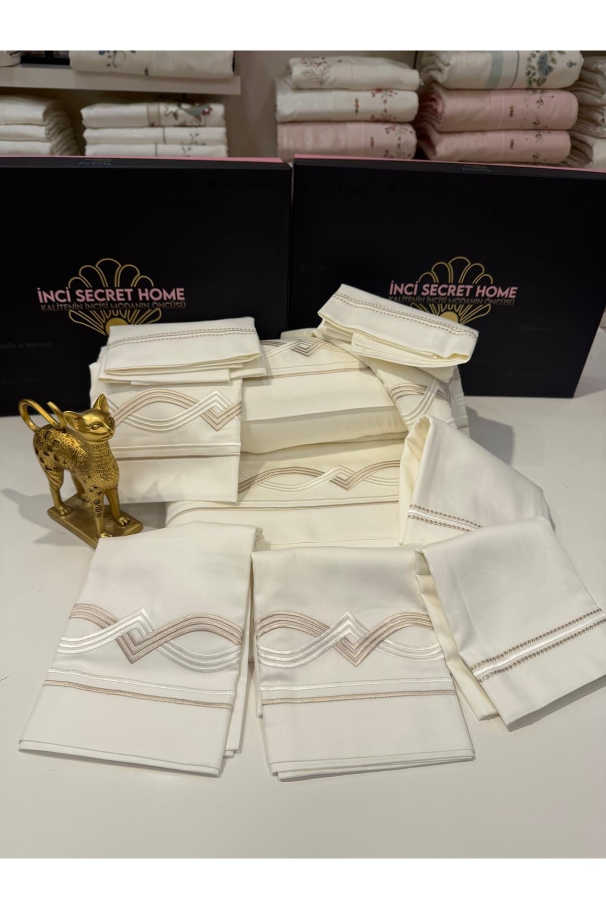 Pamuk Saten 90 Tel King Size (240x230) Çift Kişilik Nevresim Takımı – 1. Sınıf Nakış İşlemeli