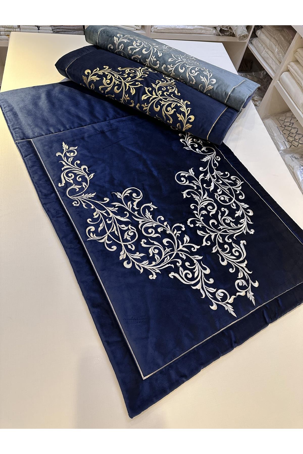 SECCADE , MARAŞ İŞİ NAKIŞLI ELYAFLI İPEK KADİFE SECCADE