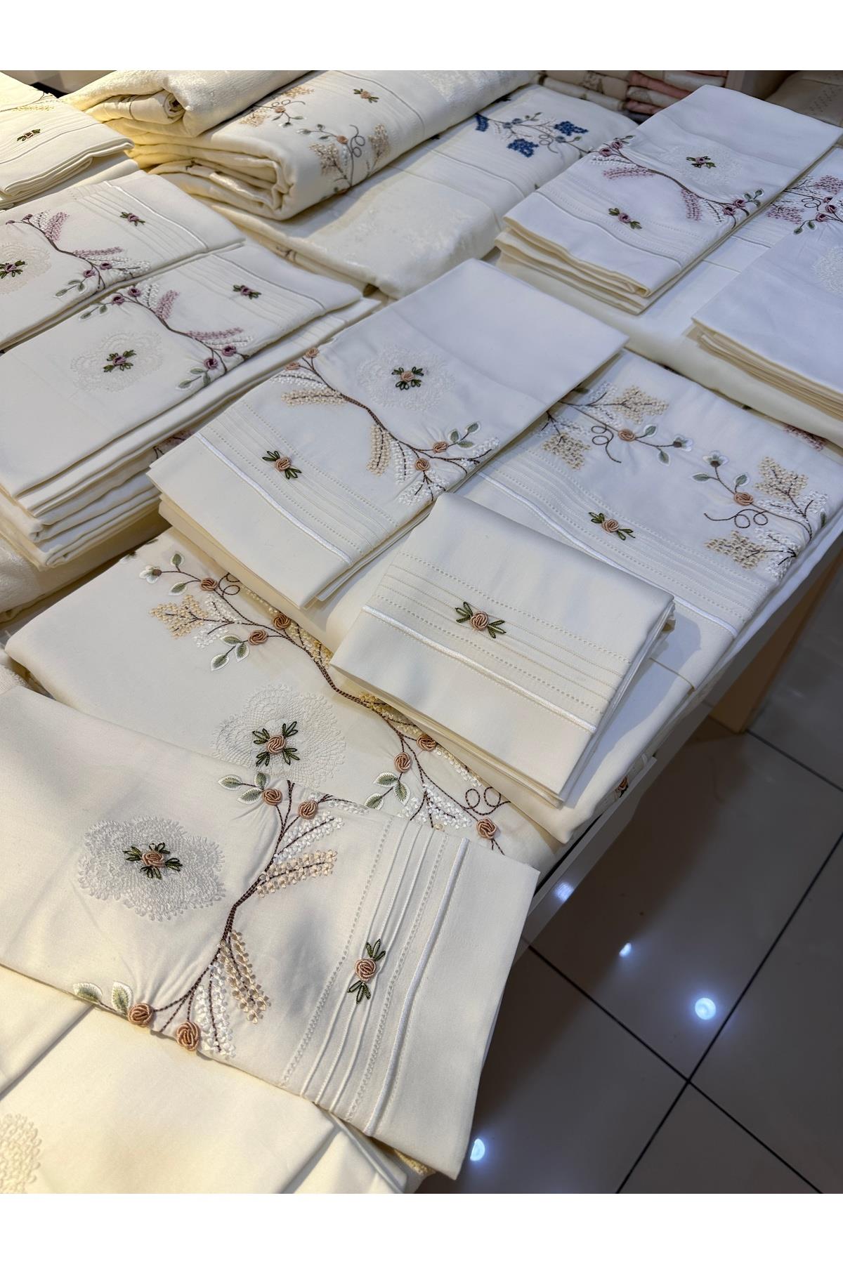 Yeni Tasarım El Işi Setimiz Pike Ve Nevresim Set 7 Parça