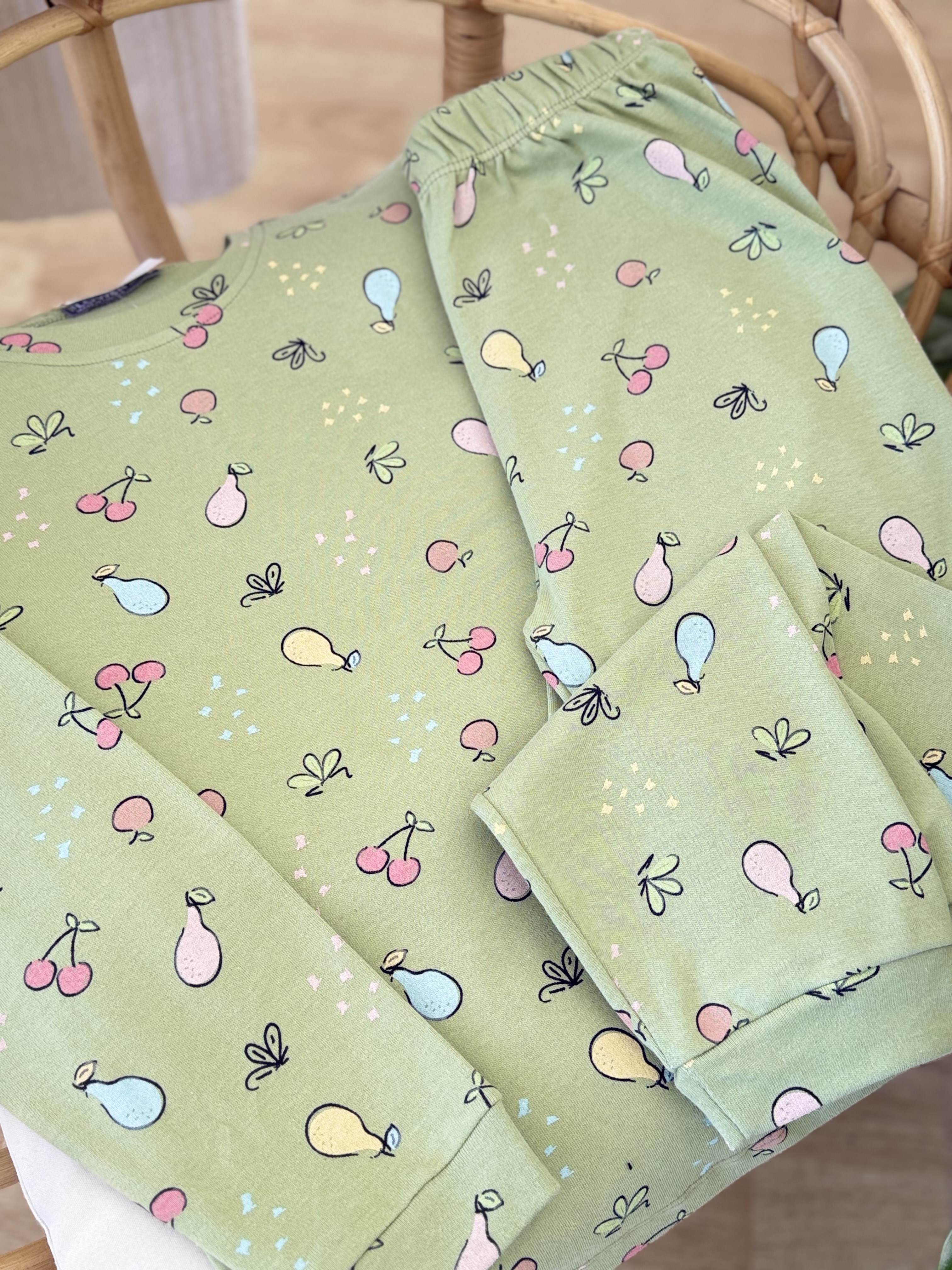 Fruit Pİjama Takımı (10-13 yaş)