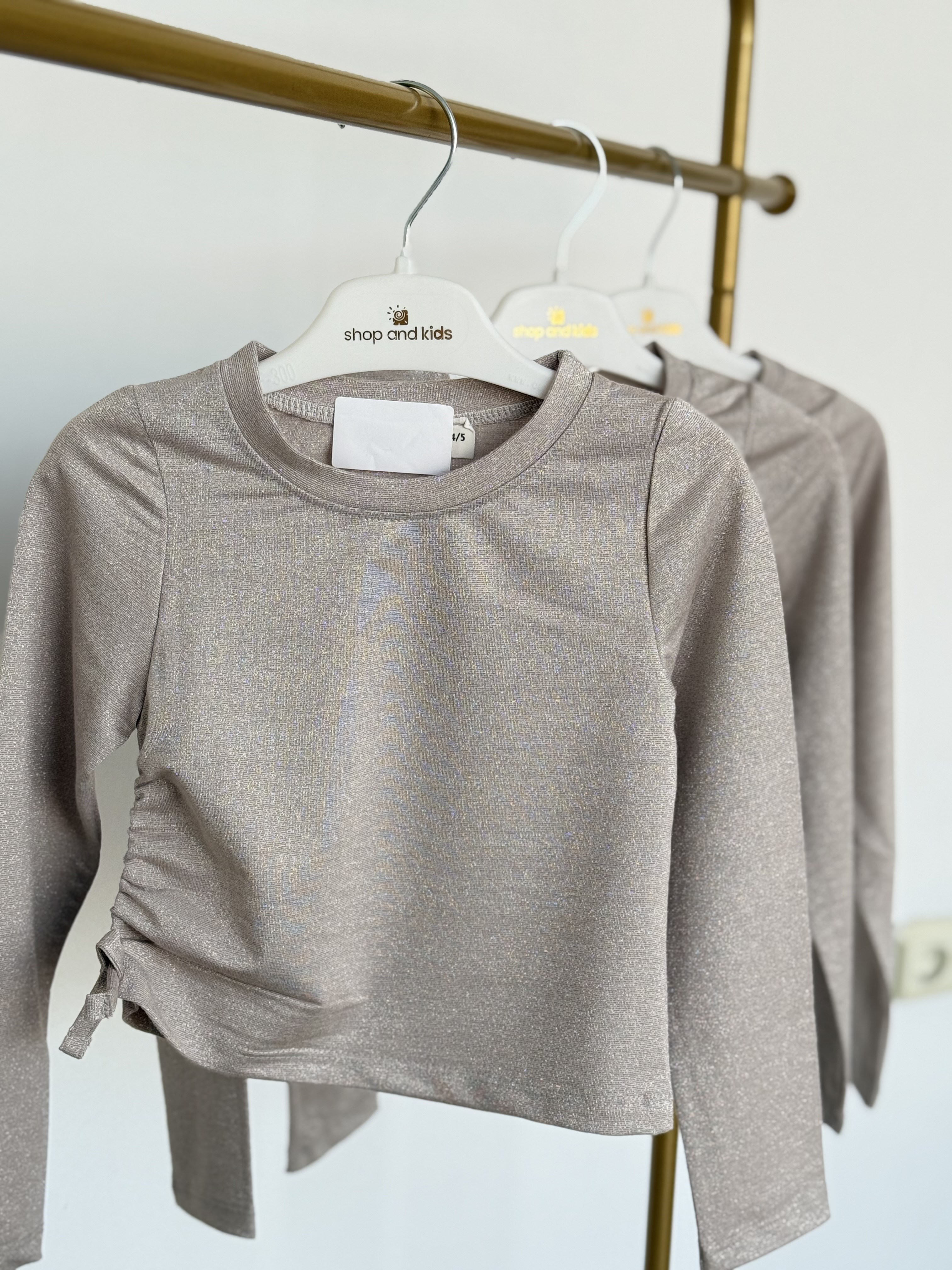 Simli Büzgü Detay Bluz - Gümüş (4-12 yaş aralığı)