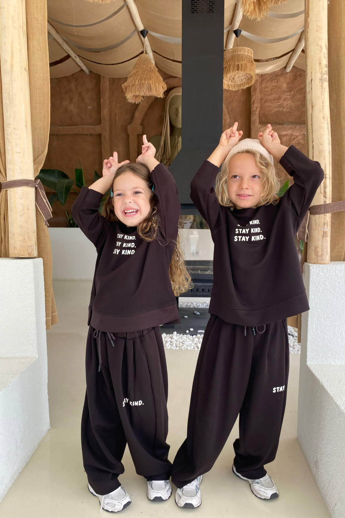 Unisex Oysho Takım- Kahve (3-10 yaş aralığı