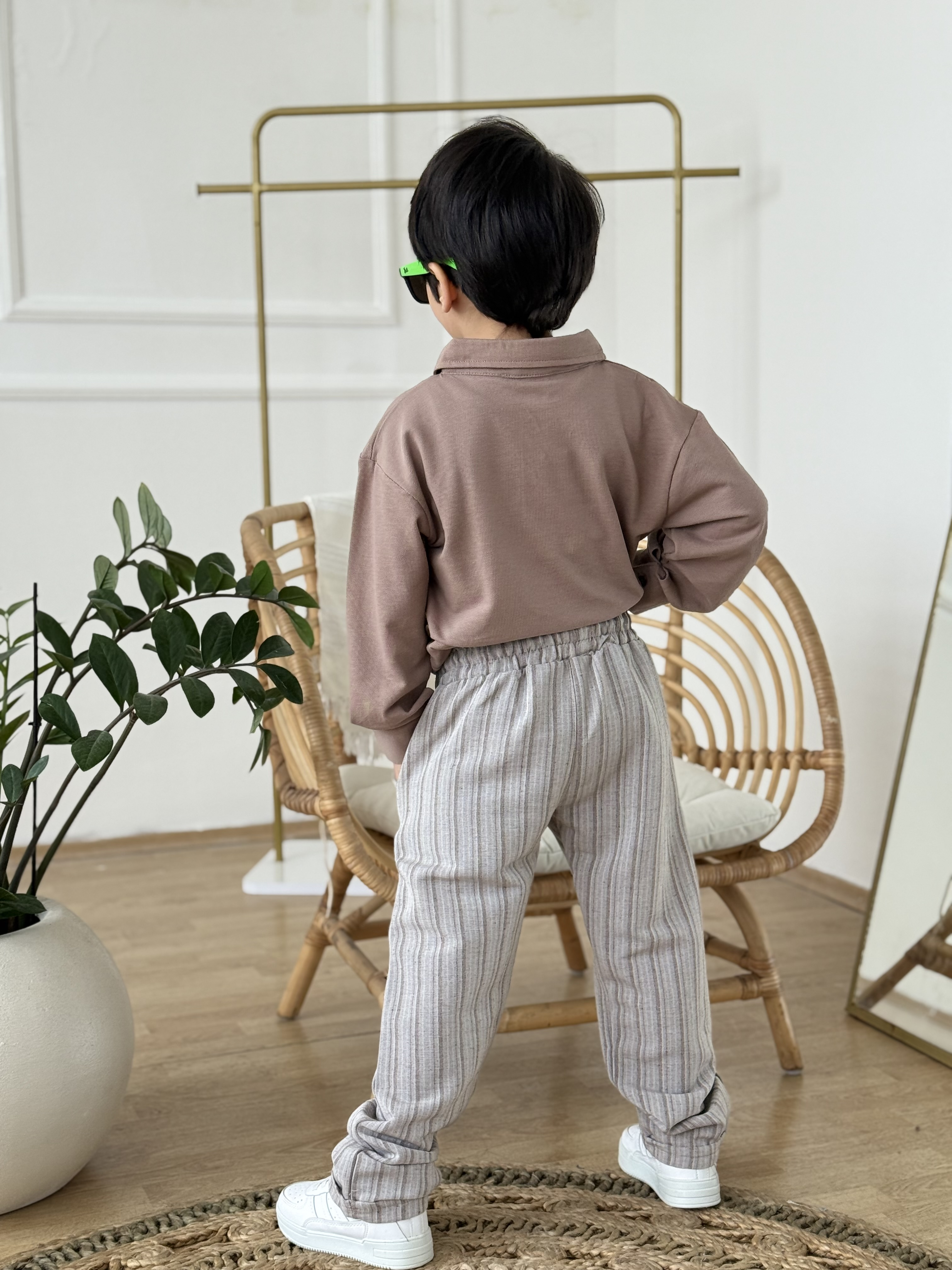 Yakalı Marka Detay Keten Pantolonlu Takım-Bej 3 yaş-12 yaş)