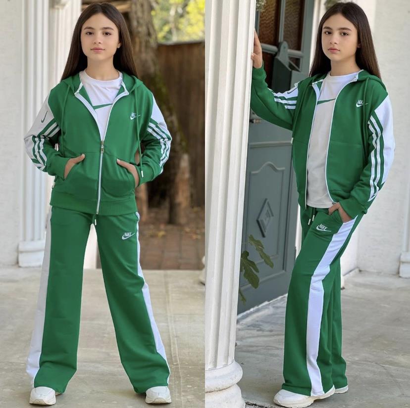 Yeşil Fermuarlı 3 Lü Takım  (4-16 yaş)