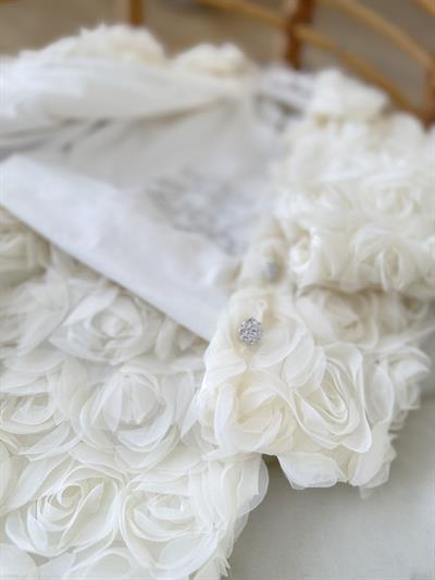 3D Gül Kabartmalı Etekli Takım-Krem(2-5yaş aralığı)