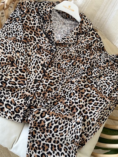 Leopar Düğmeli Pİjama Takımı (4-12 yaş)