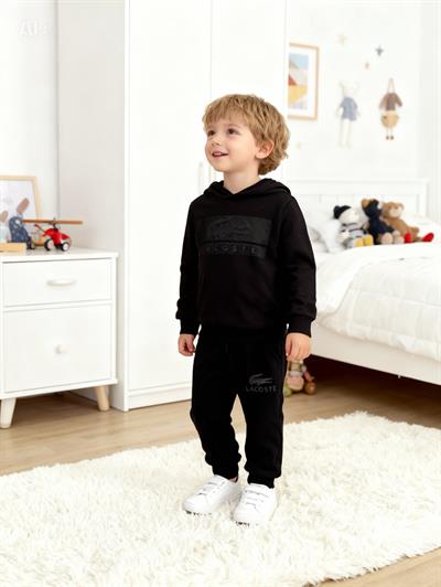 Siyah Kapüşonlu Erkek Takım (4 yaş-12 yaş)