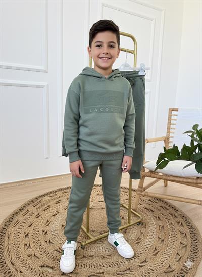 Yeşil Kapüşonlu Erkek Takım (4 yaş-12 yaş)