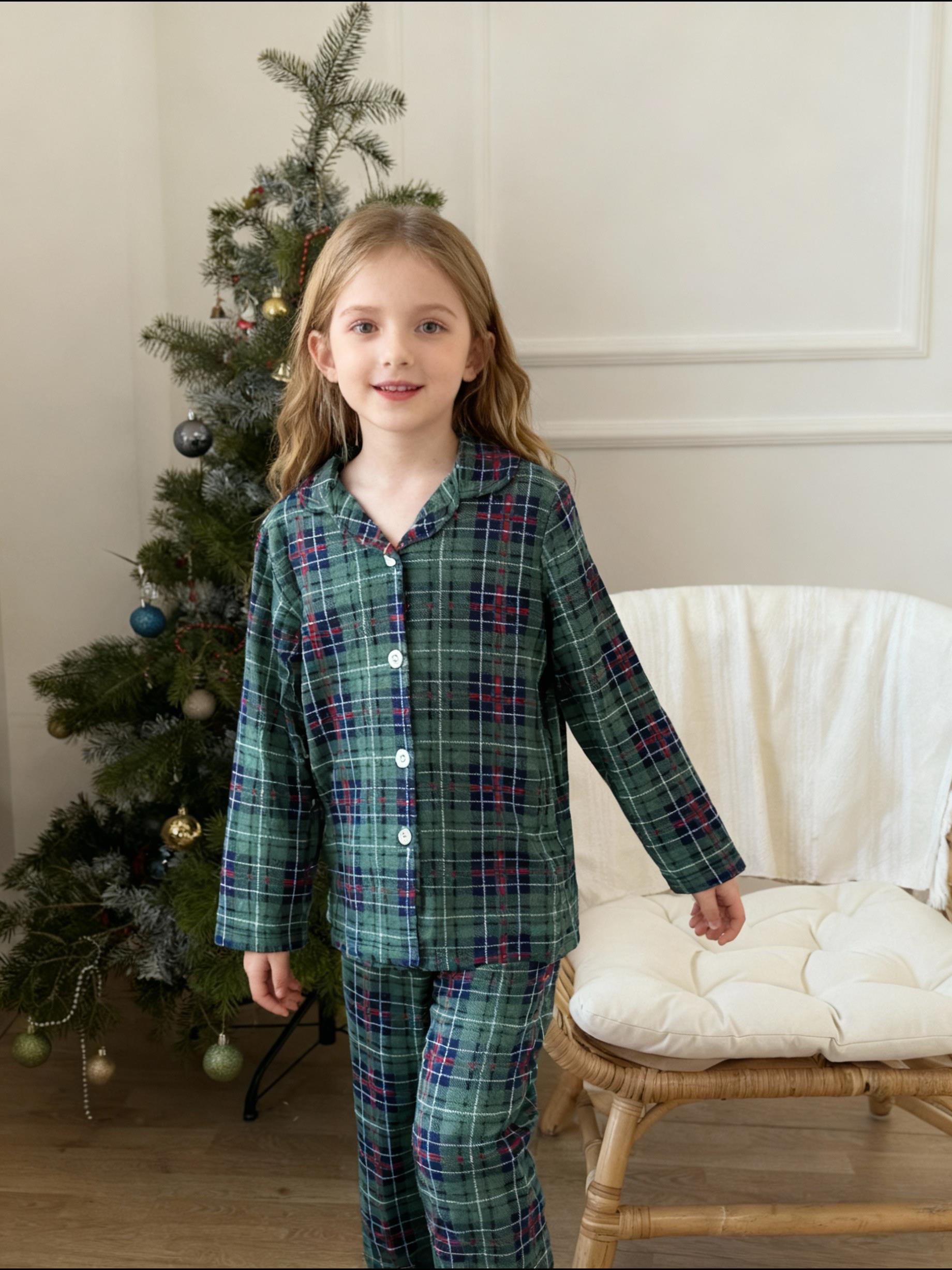  Kız Çocuk Süet Pijama Takım -Yeşil (3yaş-8 yaş aralığı)