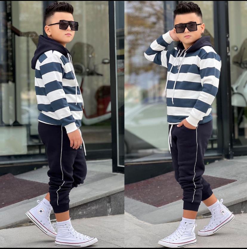Çizgili Kapüsonlu Takım- Siyah (8-16 yaş aralığı)