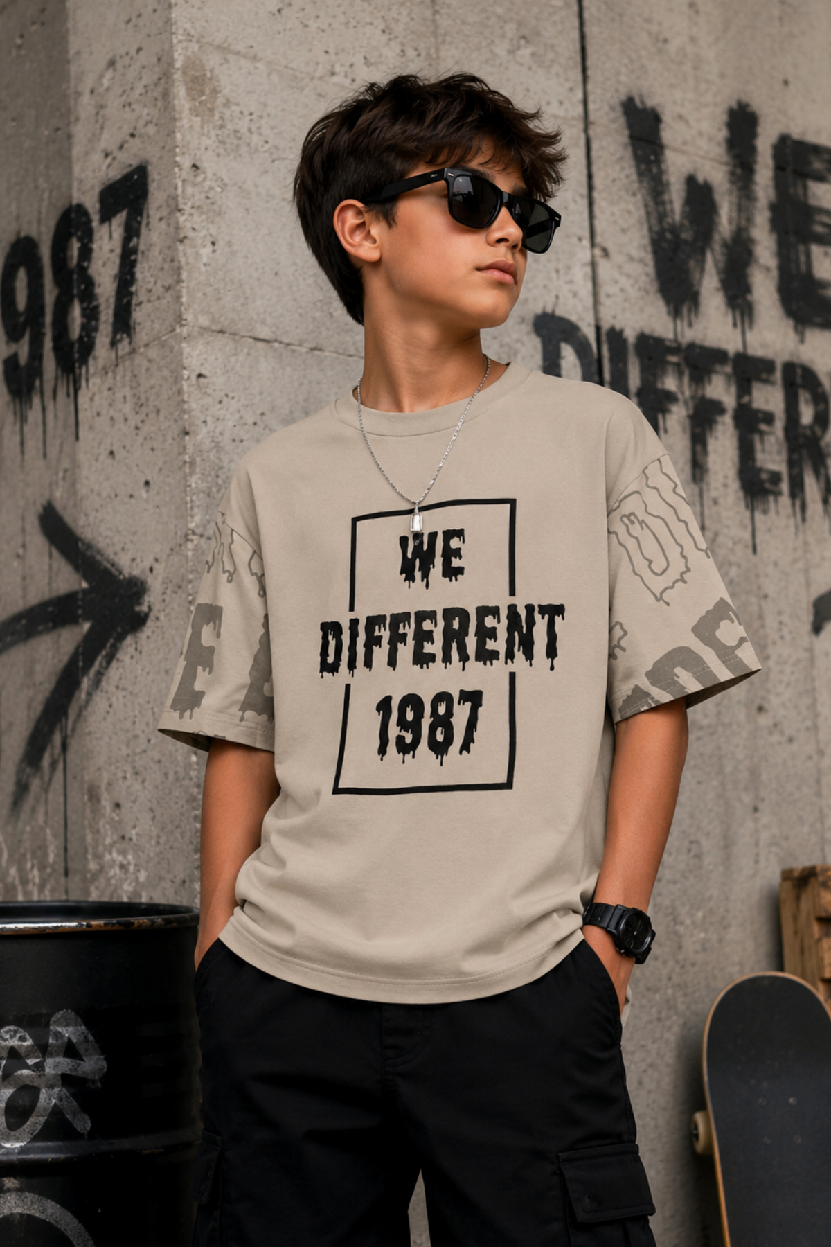 Oversize  Different Tişört- Kum Beji (10-16 yaş aralığı)