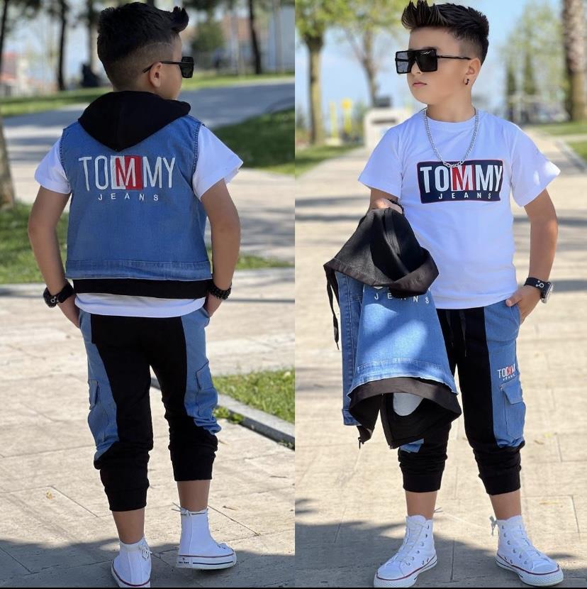 Siyah Kapüşonlu Kot Yelekli 3'lü Erkek Takım (2 yaş-14 yaş)