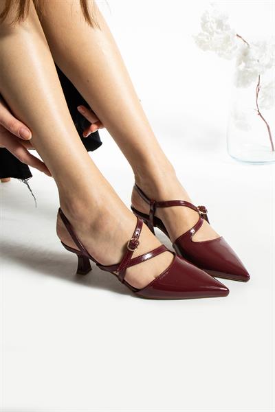 Diana Bordo Rugan Kemer Detay