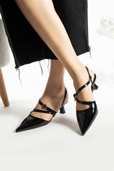 Diana Siyah Rugan Kemer Detay