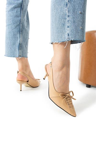 İvan Fiyonk Aksesuar Detaylı Bayan Topuklu Ayakkabı