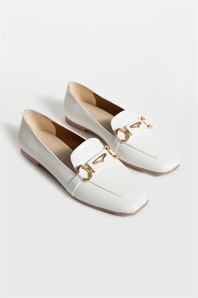 Luke Beyaz Deri Aksesuar Toka Detay