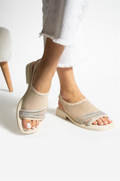 LUNA ŞIK FİLE TAŞ DETAYLI ÖZENLE TASARLANMIŞ SANDALET-TEN