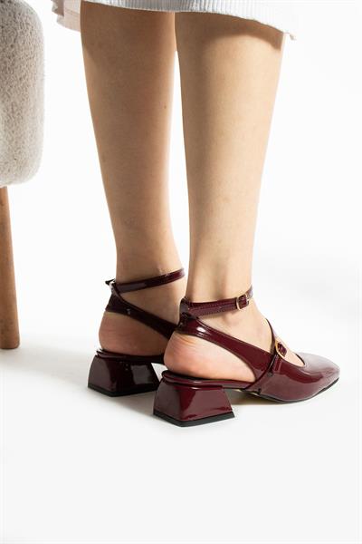 Mabel Bordo Rugan Bilekten Atıklı Toka Detay