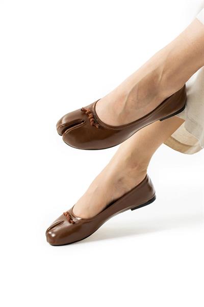 Nadra Parmak Ayrımlı Özel Form Detaylı Kadın Babet Ayakkabı