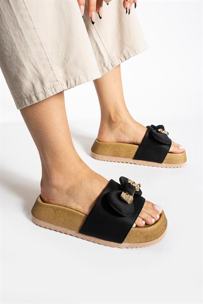 PAMELA SİYAH KUMAŞ TOKA FİYONK AKSESUAR DETAY