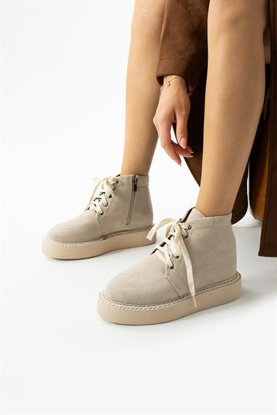 Rayne Bej Süet Kısa Bot Bağcılklı Fermuar Detaylı