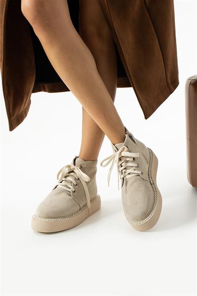 Rayne Bej Süet Kısa Bot Bağcılklı Fermuar Detaylı