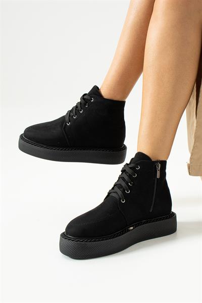 Rayne Siyah Süet Kısa Bot Bağcılklı Fermuar Detaylı
