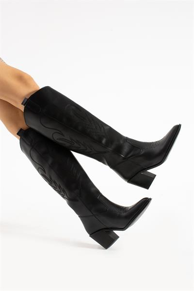 Rowena Siyah Deri Nakış Desenli Kalın Topuklu Kadın Çizme