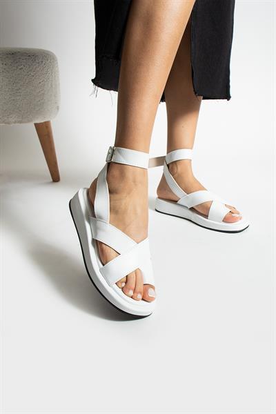 Whisper Parmak Arası Beyaz Kadın Sandalet
