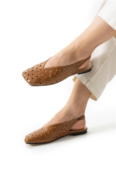 Zaina V Kesim Lazer Delikli Detaylar Kadın Babet Ayakkabı