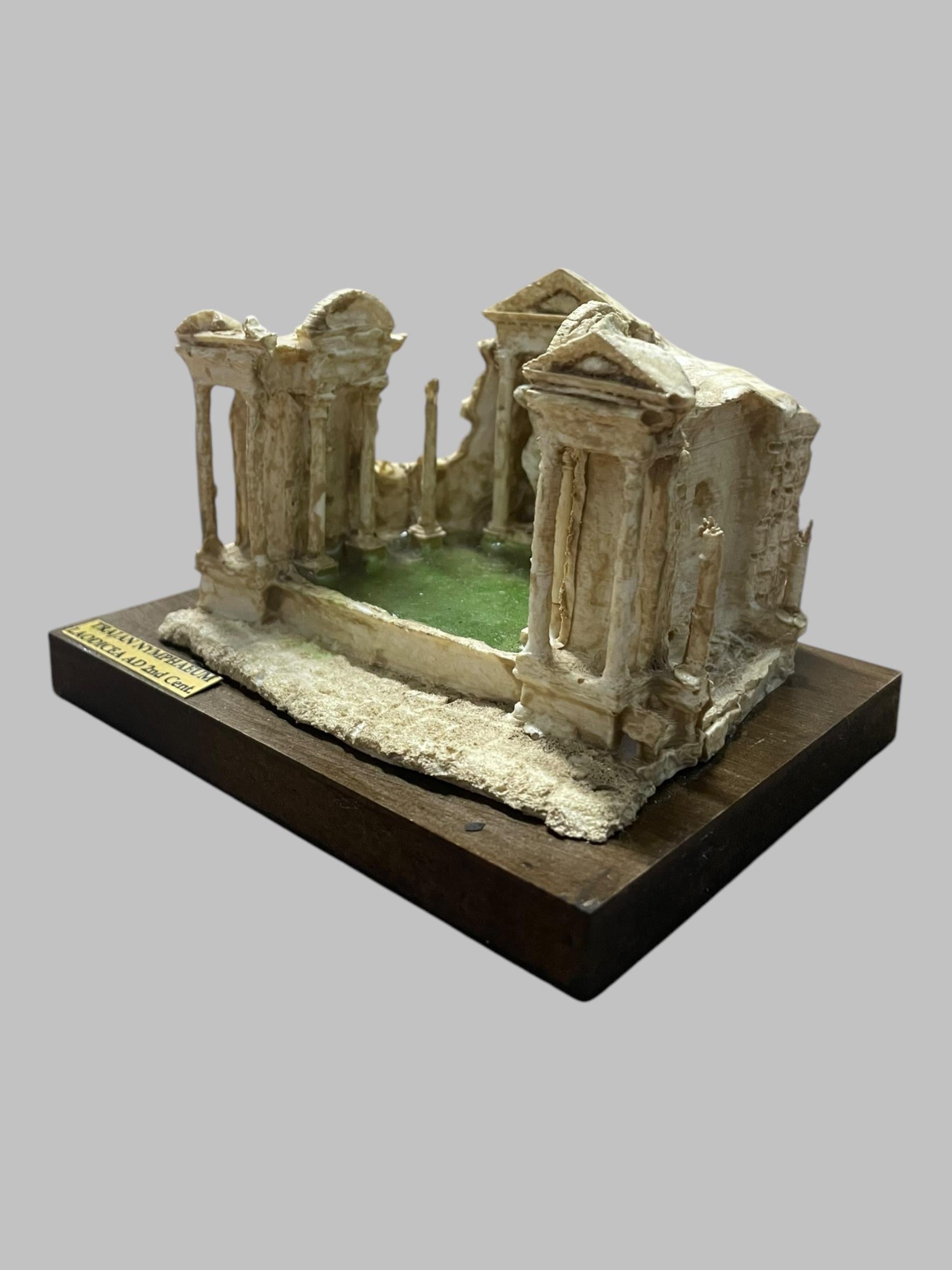 LAODİKYA TRAJAN ÇEŞMESİ