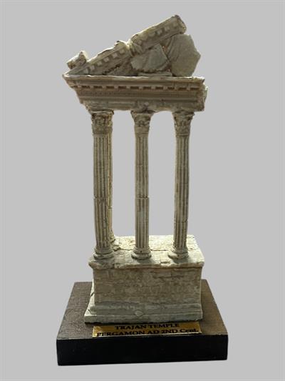 BERGAMA TRAJAN TAPINAĞI