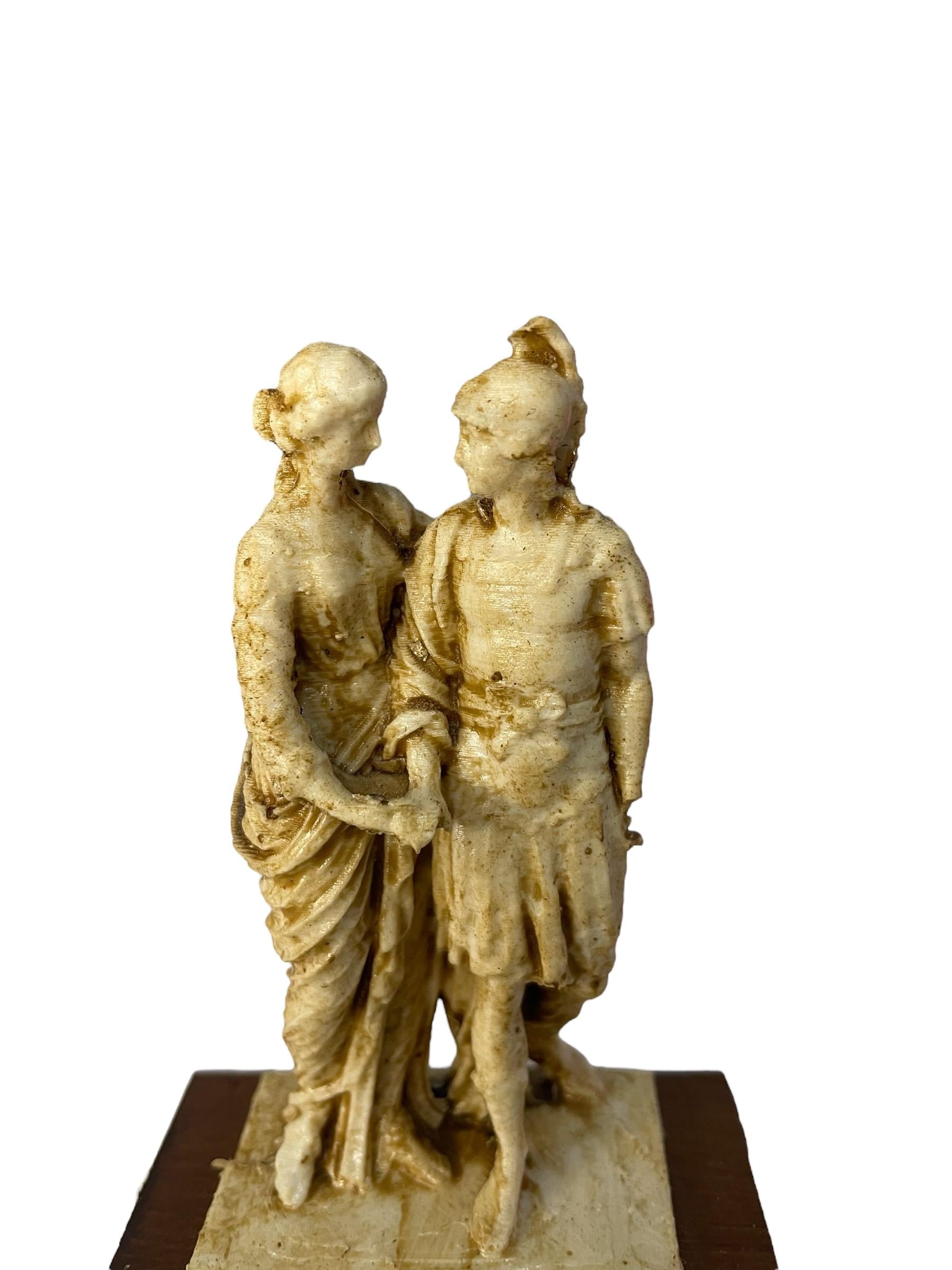 Alexander ve Olympias Heykeli