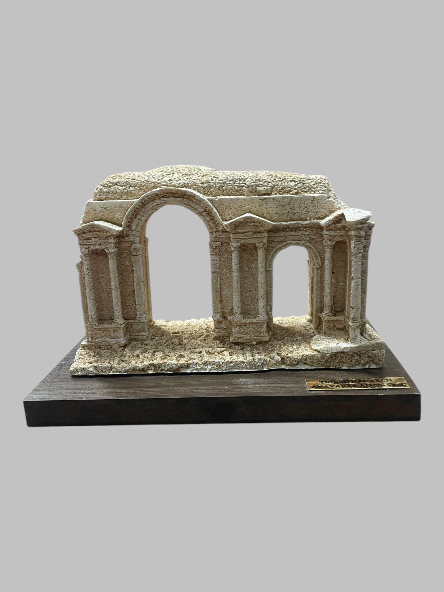 ANAVARZA ANITSAL KAPI