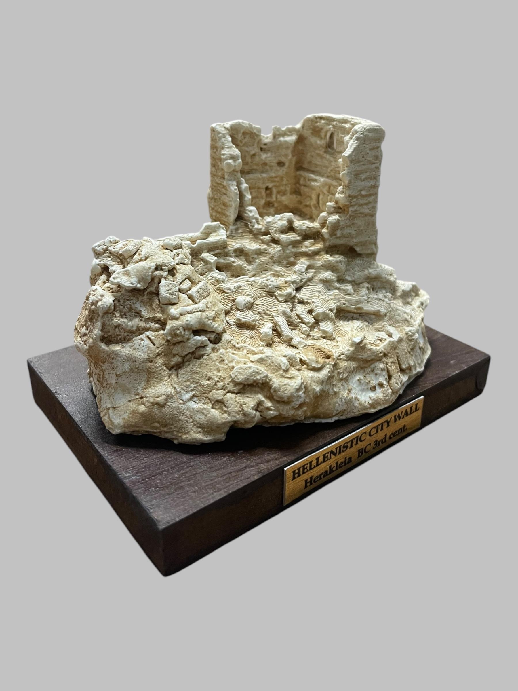 HERAKLİA ŞEHİR SURU