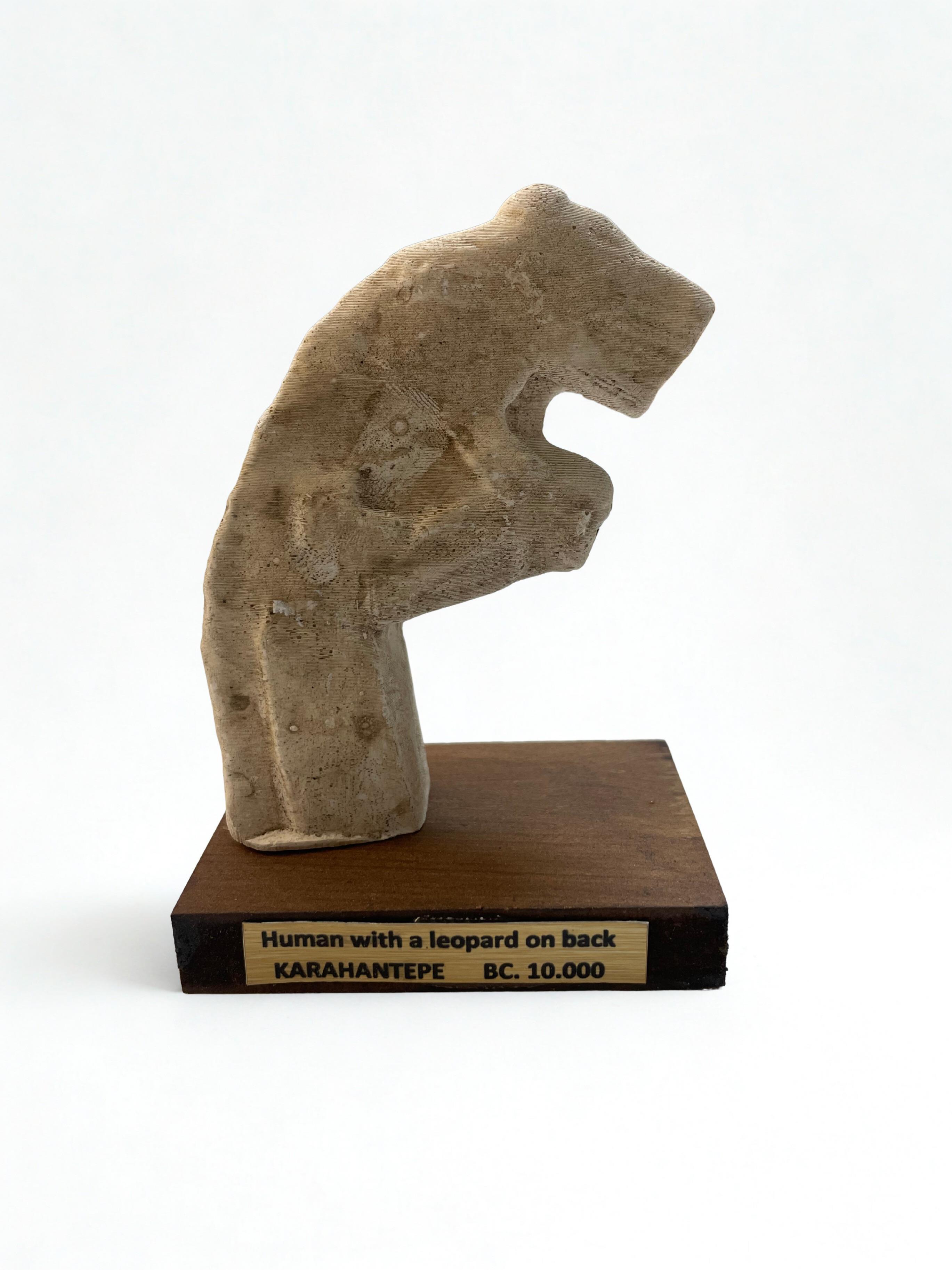 Karahantepe İnsan–Leopar Kabartması