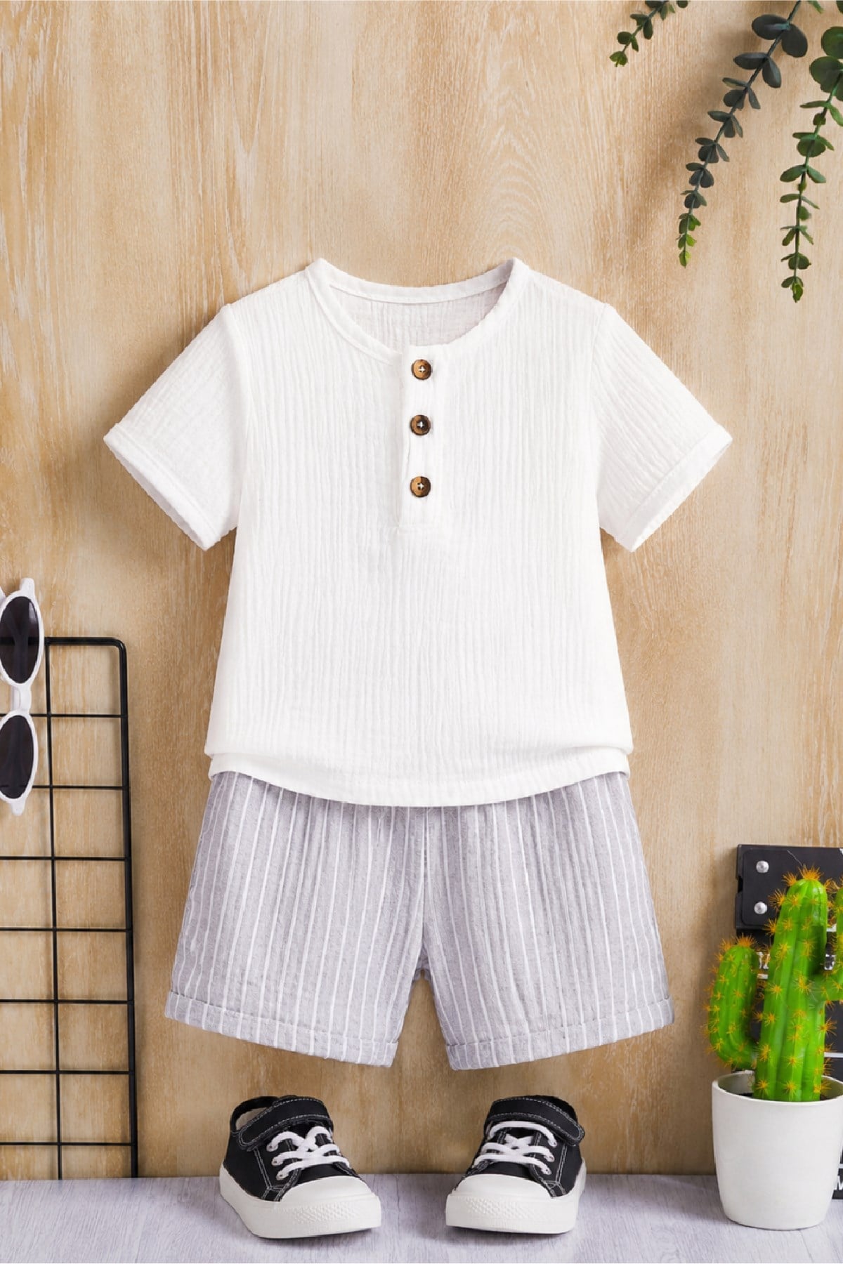Unisex Bebek&Çocuk %100 Pamuklu Çizgili Düğmeli Müslin Şort Takım-Gri