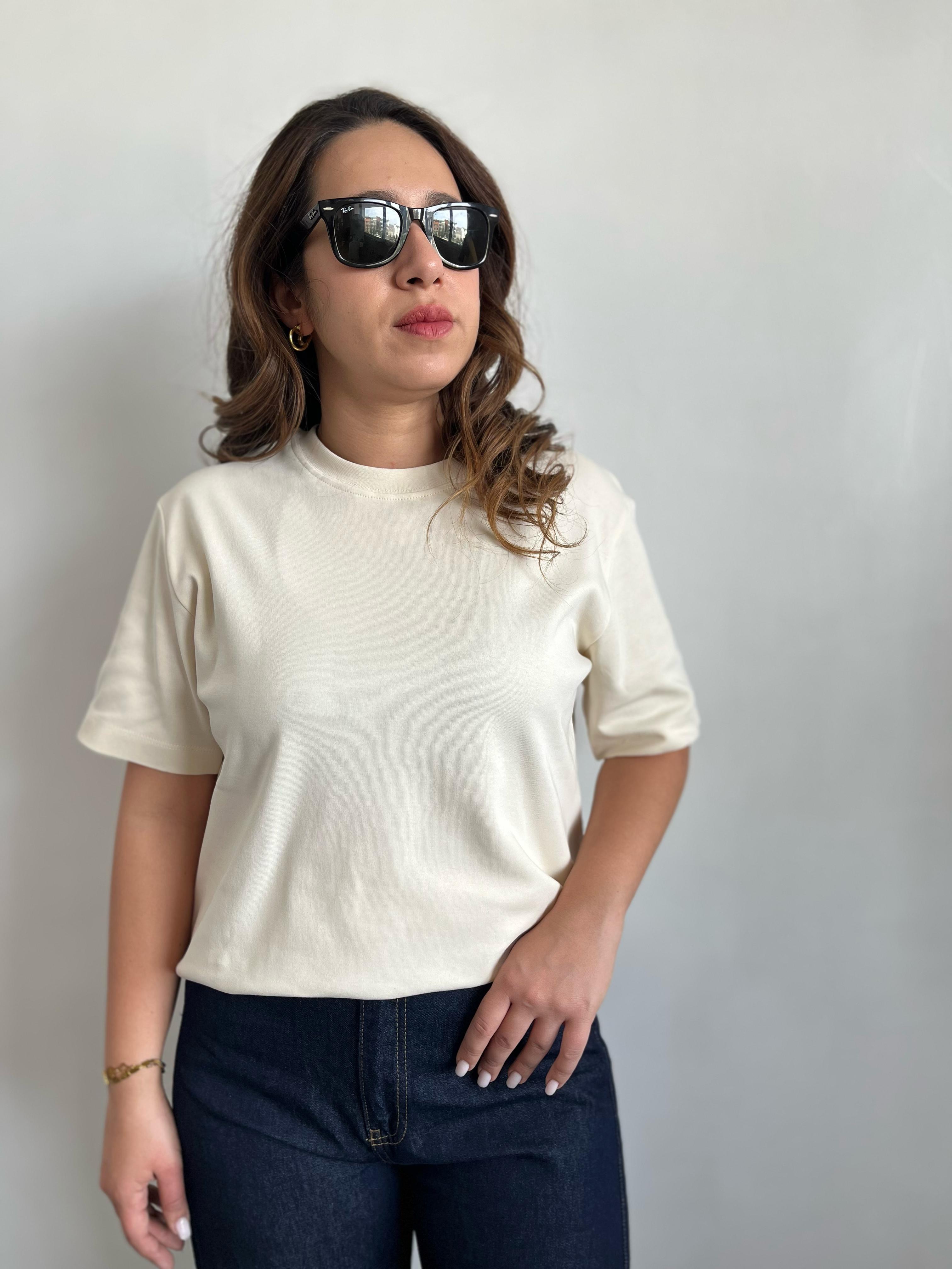 Basic Pamuklu Ekru Tişört