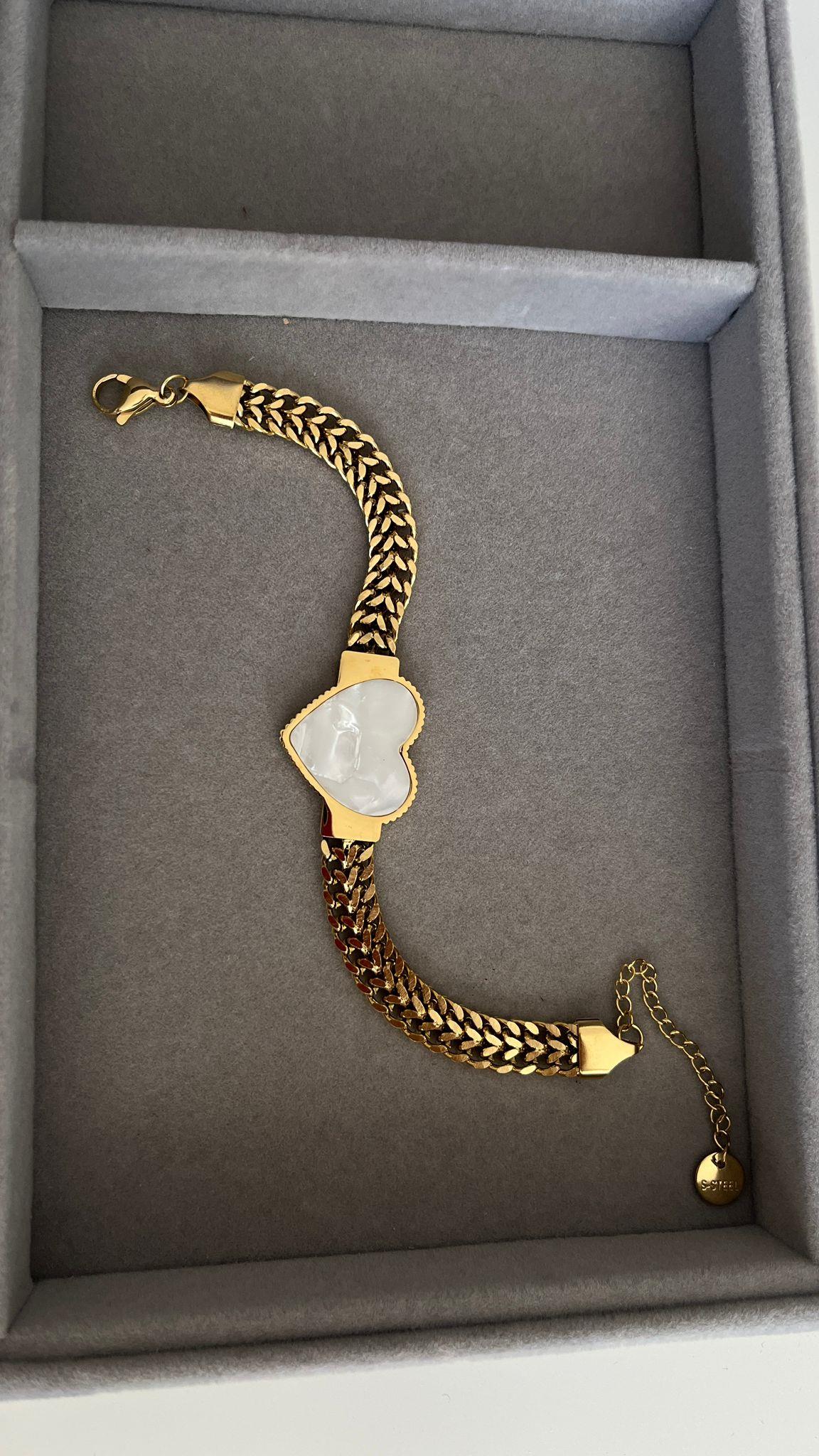 Çelik Beyaz Kalpli Gold Bileklik