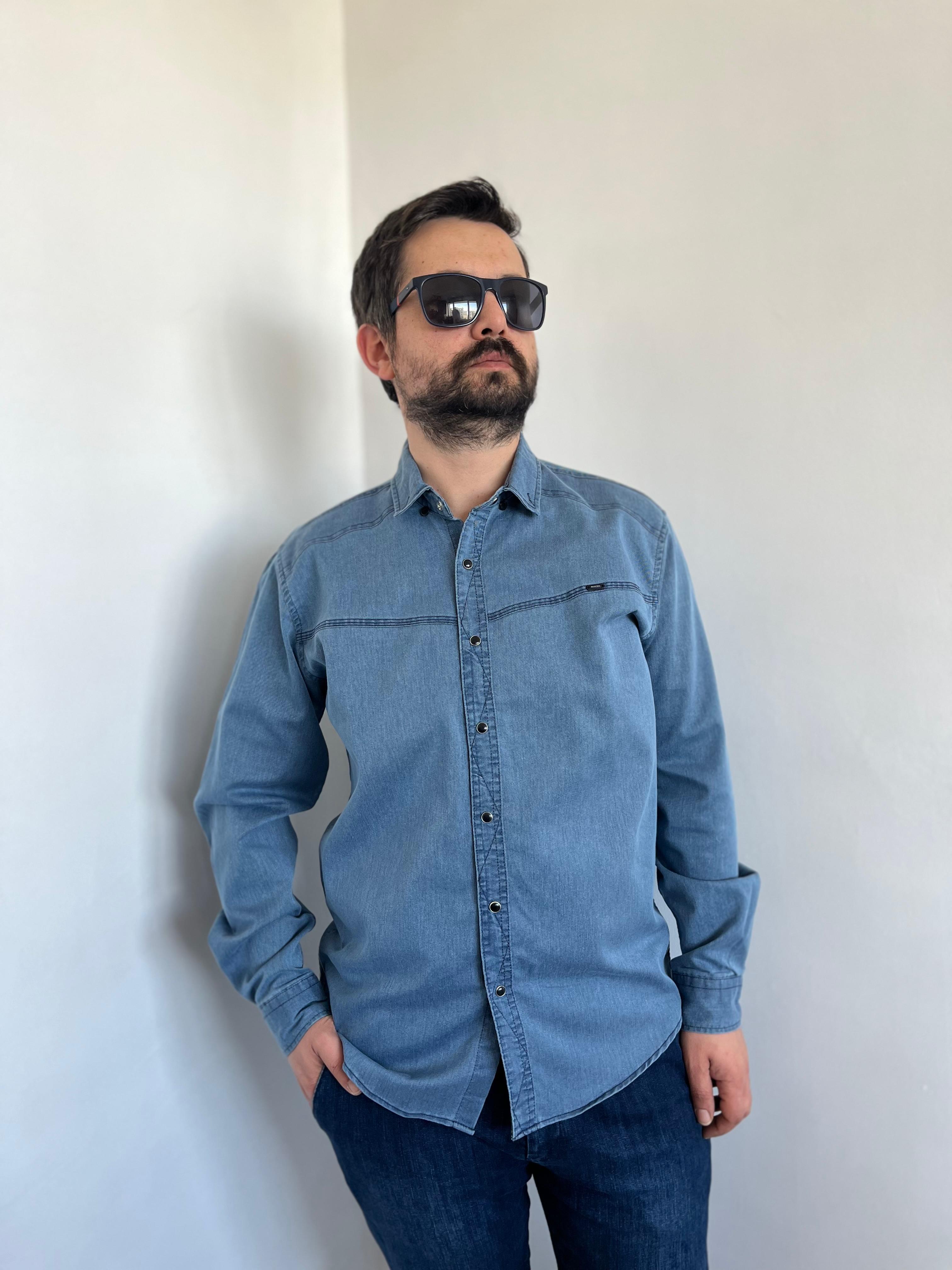 Çıtçıtlı Slim Buz Mavi İnce Denim Gömlek