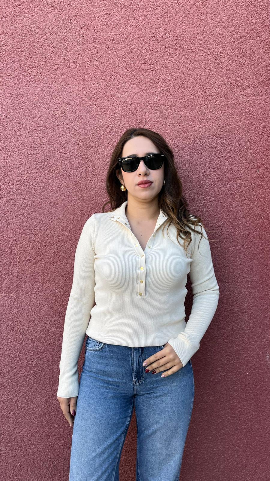 Gold Düğmeli Ekru Uzun Kol Triko