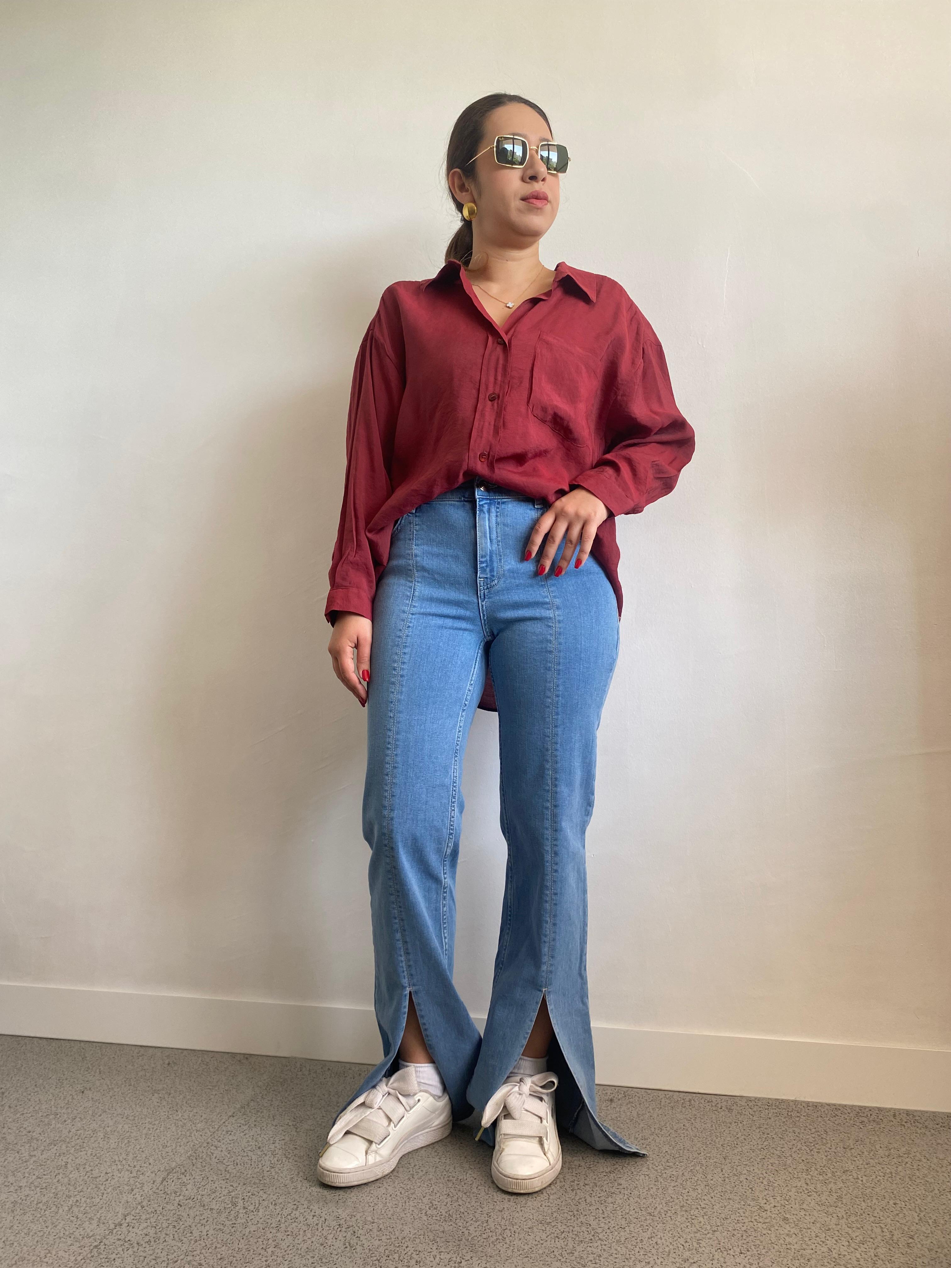 İspanyol Paça Yırtmaç Detay Denim Kadın Pantolon