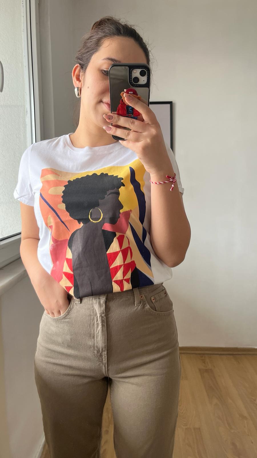 Kadın Desen Beyaz Basic Tişört