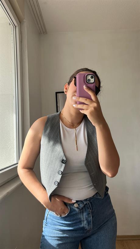 Klasik V Yaka Düğmeli Yelek