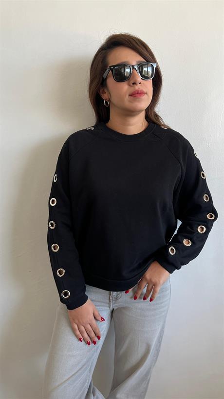 Model Basic Sweatshirt